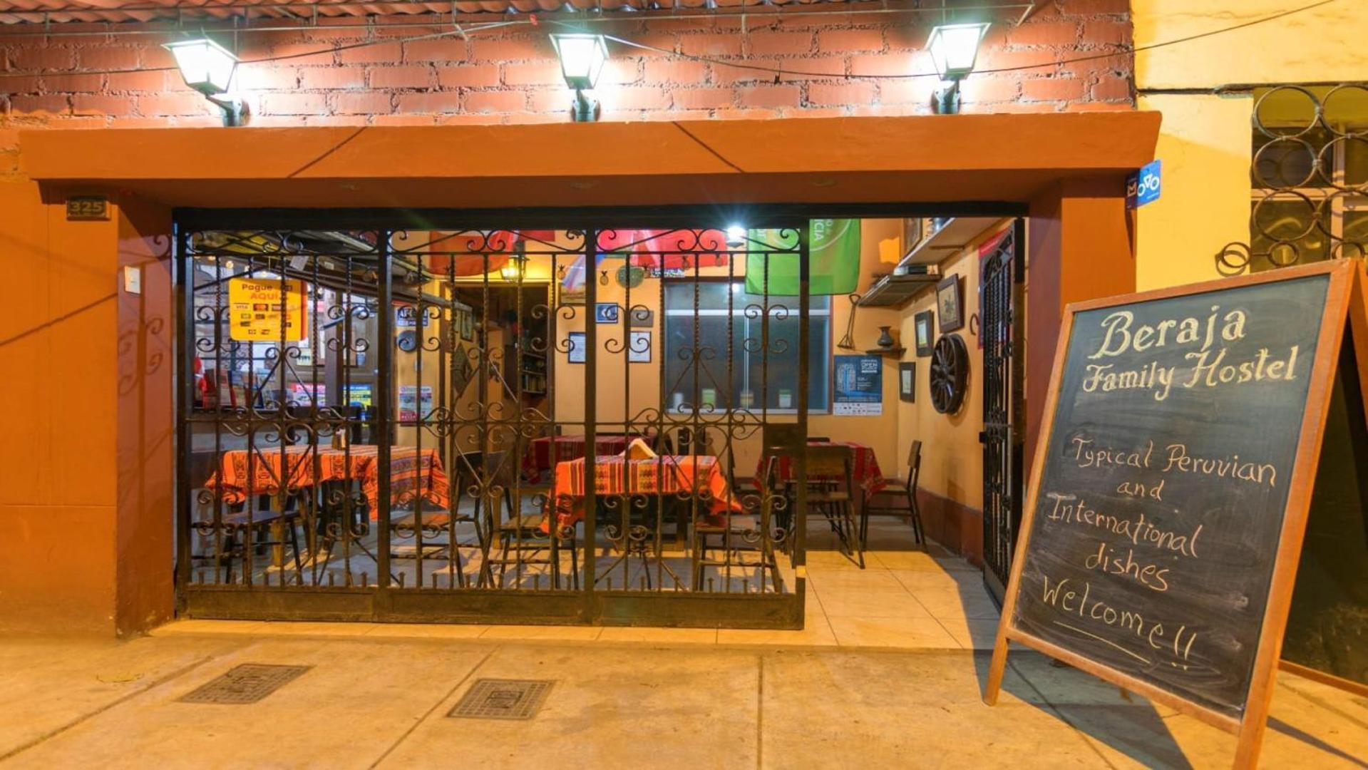 Beraja Family Hostel Lima Zewnętrze zdjęcie
