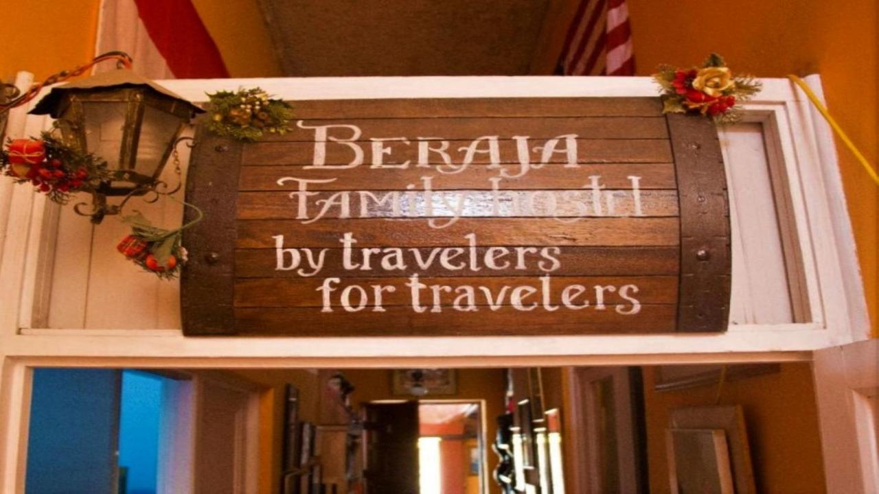Beraja Family Hostel Lima Zewnętrze zdjęcie